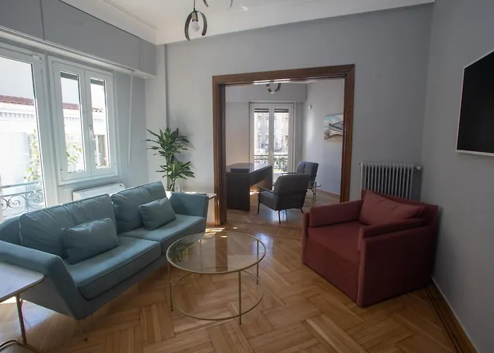 Elegant Apartment Downtown Athens II